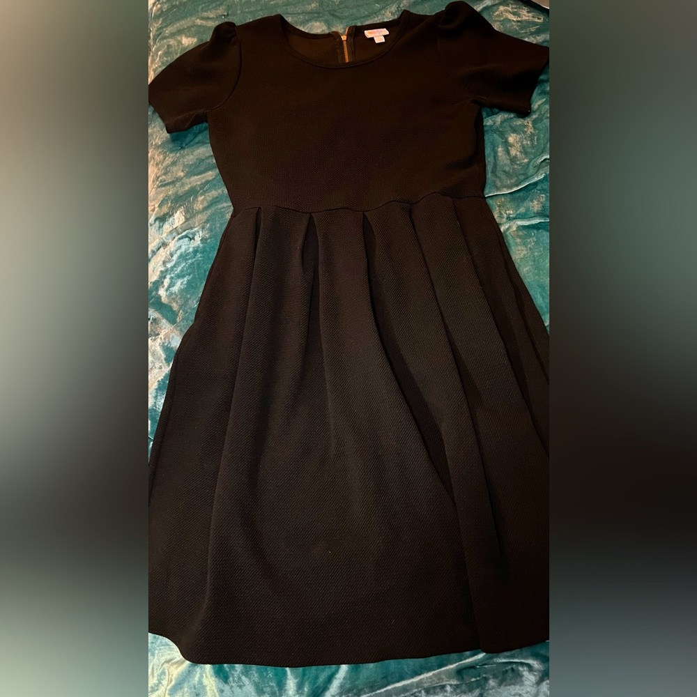 LULAROE AMELIA